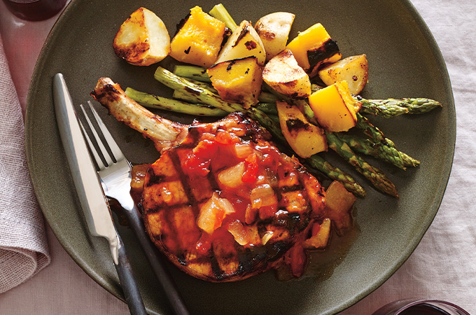 Pork Chops with Fruit Ketchup