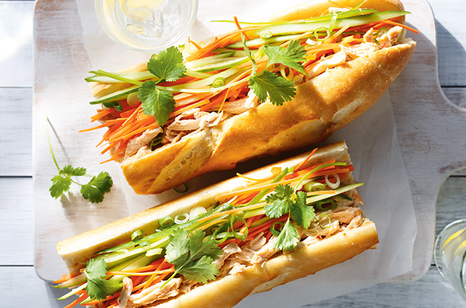 Sandwich au poulet à la vietnamienne