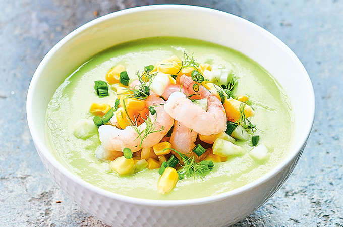 Soupe froide à l'avocat et au fenouil, salade de crevettes nordiques