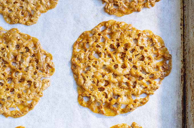 Maple and Oat Lace Cookies