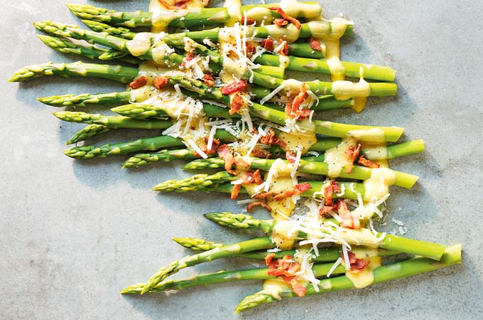 Asperges carbonara