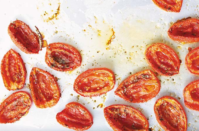 Garlic Scape and Sundried Tomato Spread