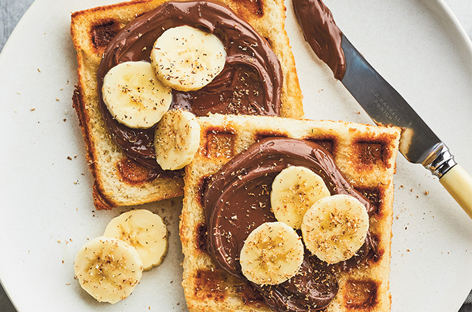Chocolate-Banana Waffle Toast
