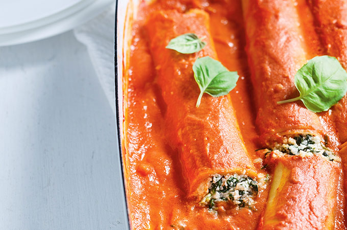 Spinach and Ricotta Cannelloni with Rosé Sauce
