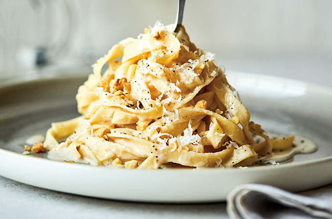 Tagliatelle with Walnut Cream Sauce