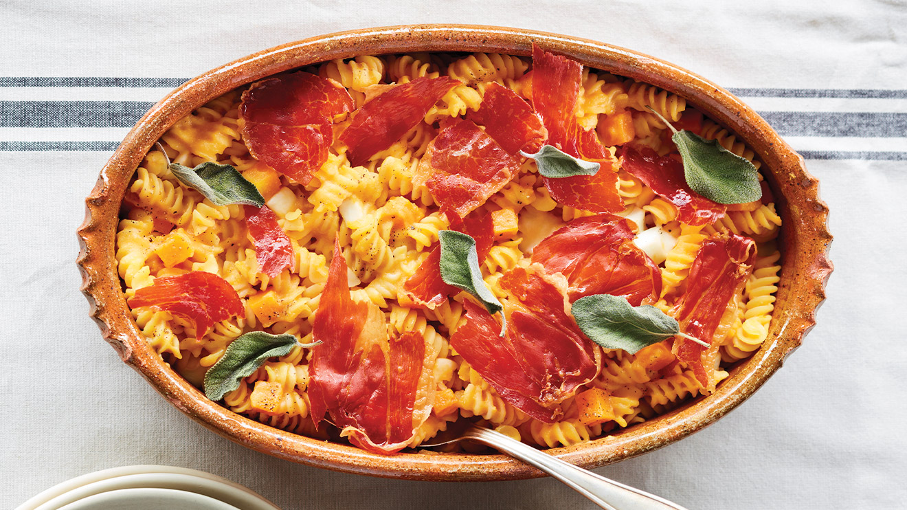 https://www.ricardocuisine.com/en/recipes/8101-squash-and-crispy-prosciutto-fusilli