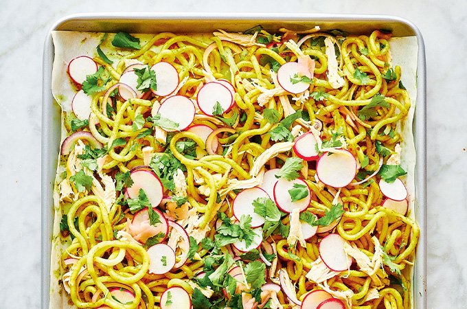 Sheet-Pan Udon Noodles with Chicken and Curried Onions
