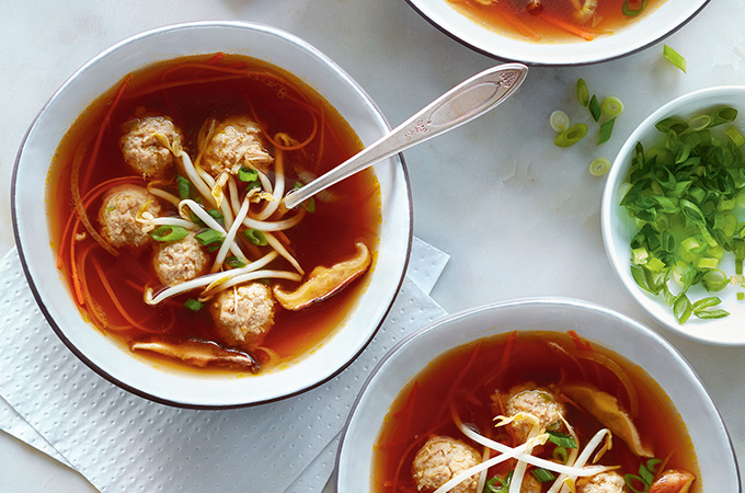 Soupe miso aux boulettes de dindon