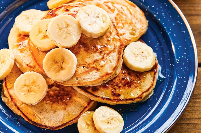 Banana-Oatmeal Pancakes
